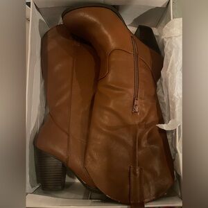 Camel Boots 👢